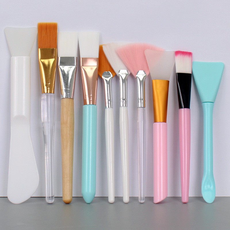 Makeup Brush Manufacturer - Silicone Fan Brush