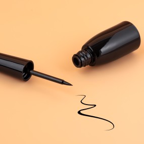 Eyeliner Supplier - Beauty Products Black Matte Long-Lasting Liquid