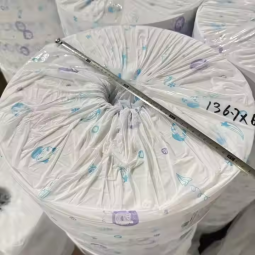 婴儿尿裤材料厂家-可定制柔软吸收PE膜婴儿尿裤原材料布尿裤用