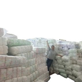 Sanitary Napkins Factory - Breathable Winged Design