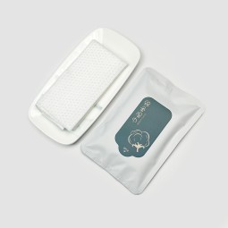 湿巾厂家-定制生产标签湿巾加厚厂家直销采用EDI纯水技术3片装