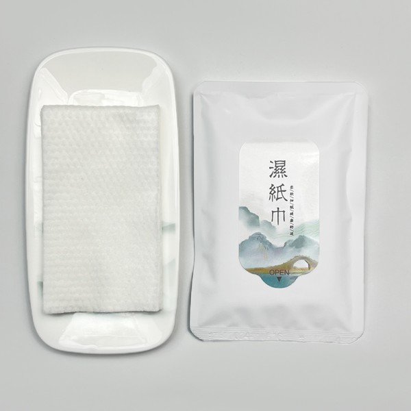 湿巾厂家-厂家直销定制生产湿巾柔软环保香型加厚EDI纯水