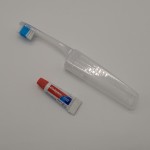 牙刷套装供应商-便携旅行牙膏分配器