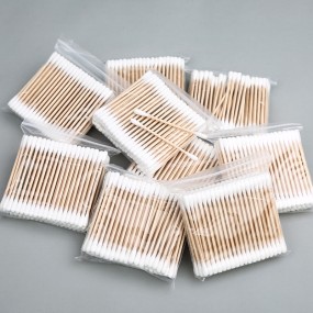 酒精棉签厂家-超细纤维酒精填充液体棉签有机棉尖签塑料杆