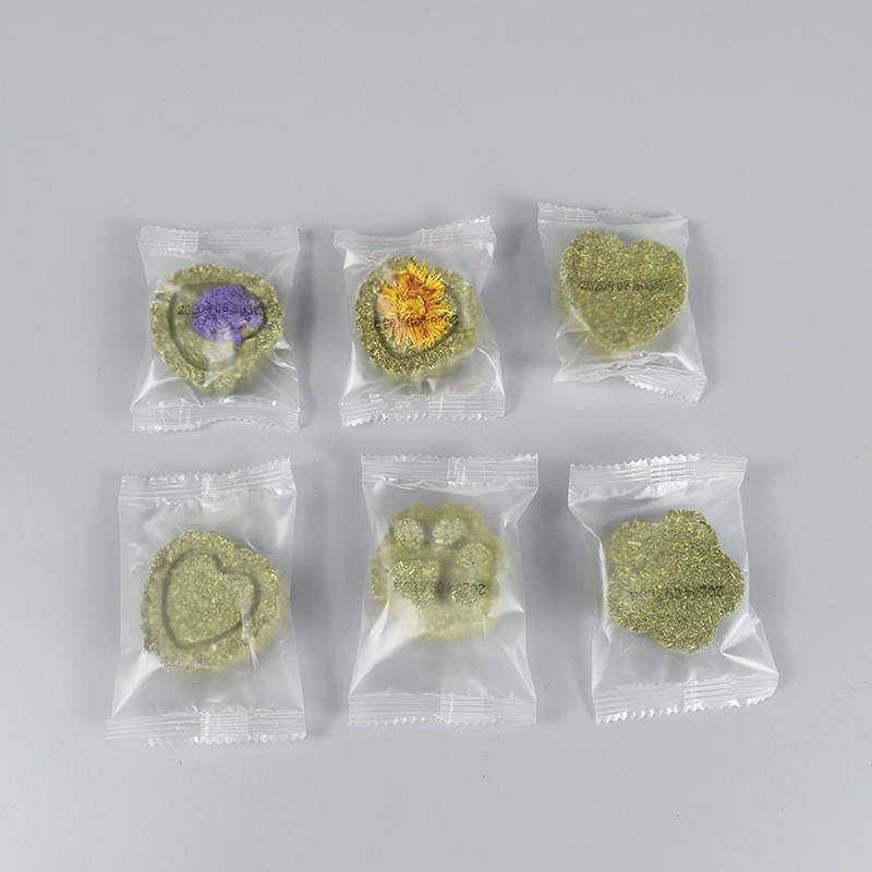 Small Animal Food Factory - Hamster Molar Cake