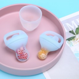 婴儿奶嘴供应商-食品级不含BPA柔软