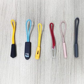 Soft PVC Puller Supplier - Custom Design Colorful for Clothing Bags