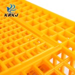 牲畜笼厂家-塑料自动锁运输