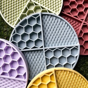 宠物舔食垫厂家-食品级硅胶喂食