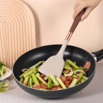 厨房用具套装厂家-木架硅胶不粘桶