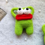 Woven Key Pendant Supplier - Sausage Mouth Frogs DIY Cute Crochet Keychain
