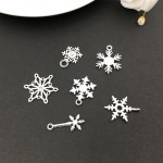 Christmas Charms Supplier - 14-Piece Mixed Antique Silver Snowflake Metal Pendants