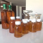 Feed Oil Manufacturer - Premium Mealworm Oil Feed Additives for Pets Birds Fish Chickens for Horses