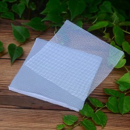 互动毛绒玩具生产商-环保鹦鹉安抚