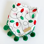 狗围巾厂家-可定制三角格子可调