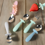 婴儿餐具供应商-新款不锈钢不含BPA手柄