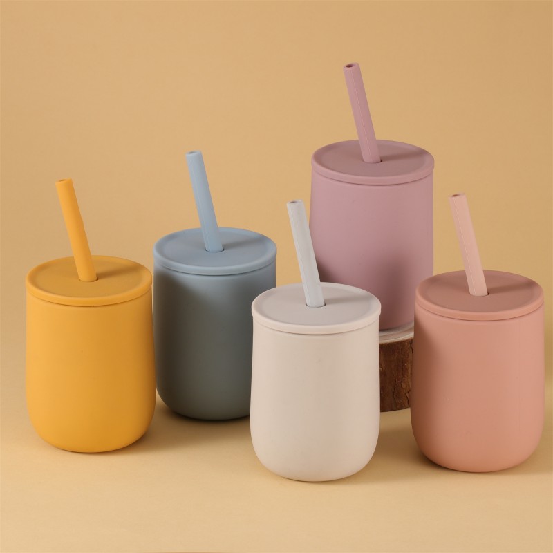 婴儿用品套装供应商-硅胶盘不含BPA碗