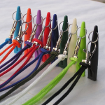 宠物哨子厂家-新款彩色塑料哨子无豆