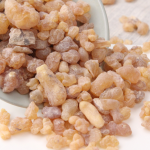 乳香树脂厂家-高品质天然纯乳香树脂香料用