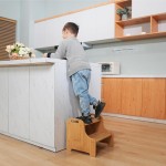 竹制踏步凳生产商-双层带镂空把手定制