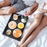 竹制服务托盘供应商-黑色把手厨房大盘