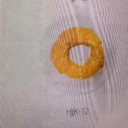 宠物食品厂家-酥脆棕色圆形健康