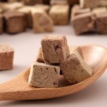 宠物零食厂家-工厂直批有机冻干牛肉立方训练零食