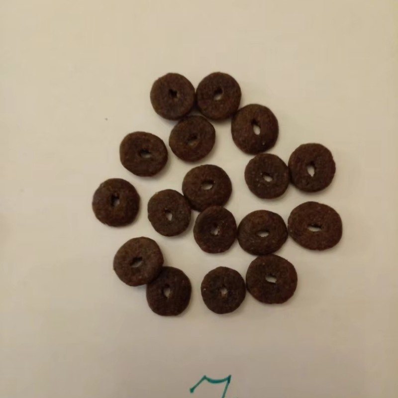 猫粮厂家-批发牛肉味猫粮定制包装OEM服务