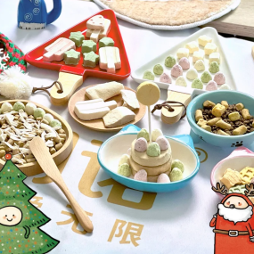 猫软糖厂家-无谷猫软糖鸡味舔食冻干猫零食棒棒糖