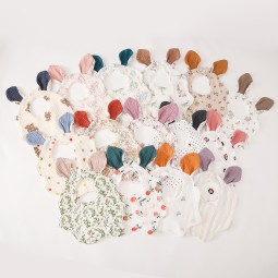 婴儿围嘴套装供应商-可定制纯棉三角口水巾