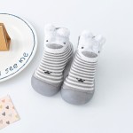 婴儿袜鞋工厂-防滑软橡胶底袜子靴