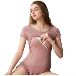 哺乳吊带套装厂家-胸垫外穿哺乳打底衫+短裤