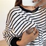 哺乳T恤工厂-加大码长袖圆领交叉开襟上衣