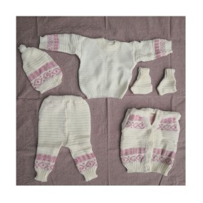 婴儿毛衣套装工厂-针织开衫无檐帽礼品钩针套装冬季服装套装