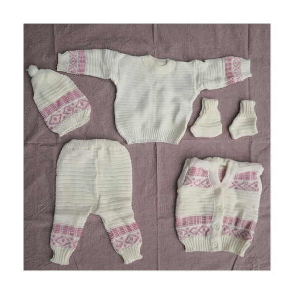 婴儿毛衣套装工厂-针织开衫无檐帽礼品钩针套装冬季服装套装