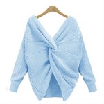 女士毛衣供应商-时尚冬季柔软素色针织V领露背