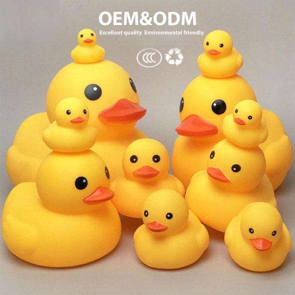 橡皮鸭工厂-挤压黄色批量浴盆玩具声音漂浮