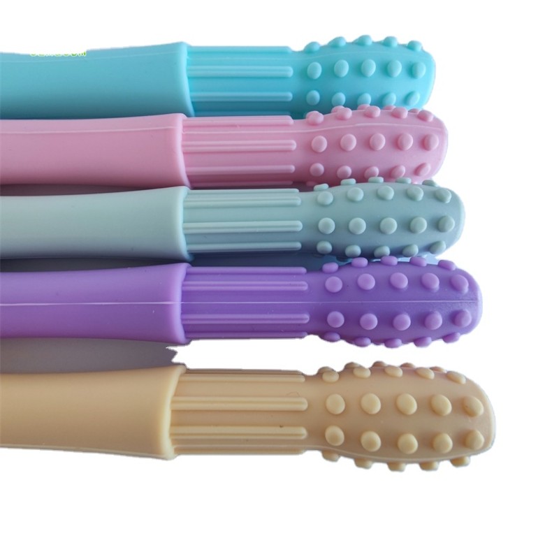 婴儿咬咬袋厂家-水果蔬菜硅胶牙胶旋转推进3尺寸