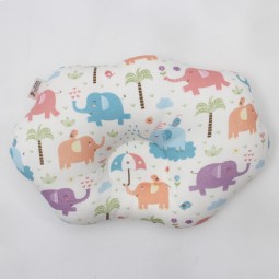 竹纤维枕头生产厂家-云朵形状可水洗透气凉爽