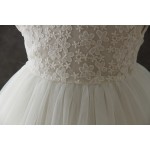 婴儿连衣裙供应商-复古亚麻白色派对裙设计