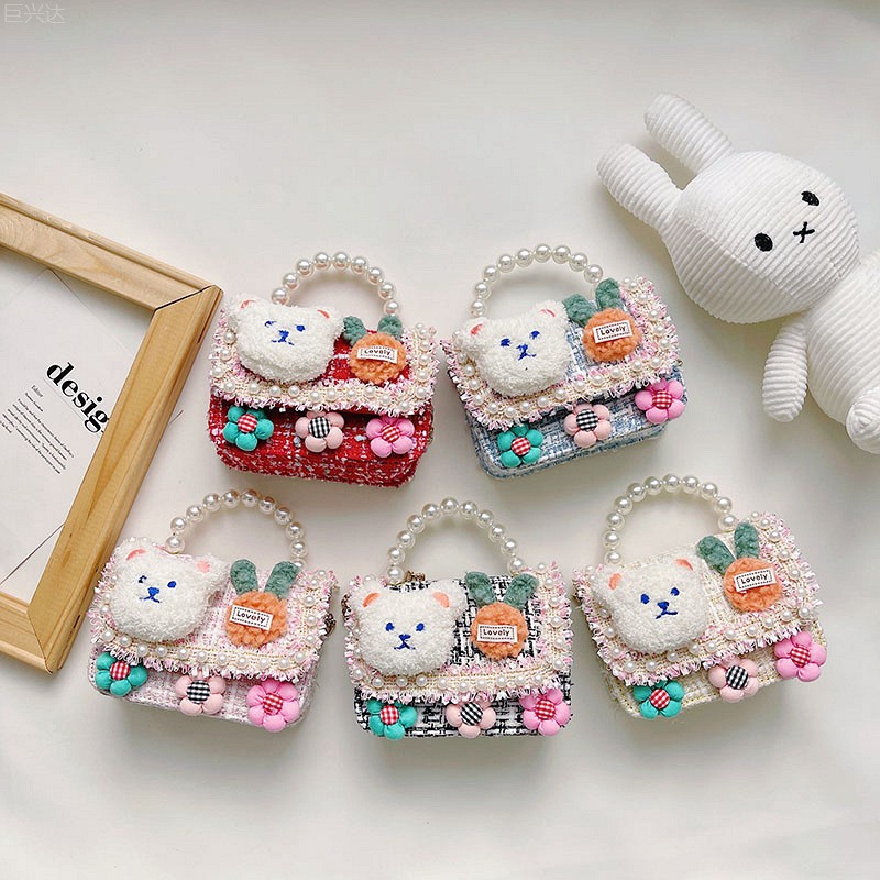 斜挎包供应商-迷你珍珠链公主小方