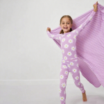 婴儿毯供应商-定制冬季竹纤维新款印花舒适针织床上用品