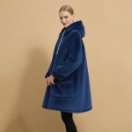 女士睡眠服供应商-定制冬季保暖针织柔软配口袋带帽睡衣