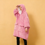 女士睡衣工厂-定制冬季保暖柔软针织配口袋前标带帽