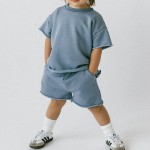 儿童服装套装工厂-定制Logo休闲宽松T恤短裤2件套新生儿