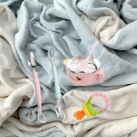 儿童餐具工厂-304不锈钢手动驱动卡通用于幼儿园