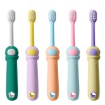 婴儿牙刷厂家-可爱卡通鸭硅胶给儿童2-12岁软毛