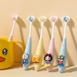 便携水杯工厂-夏季给男孩女孩大容量配吸管防摔