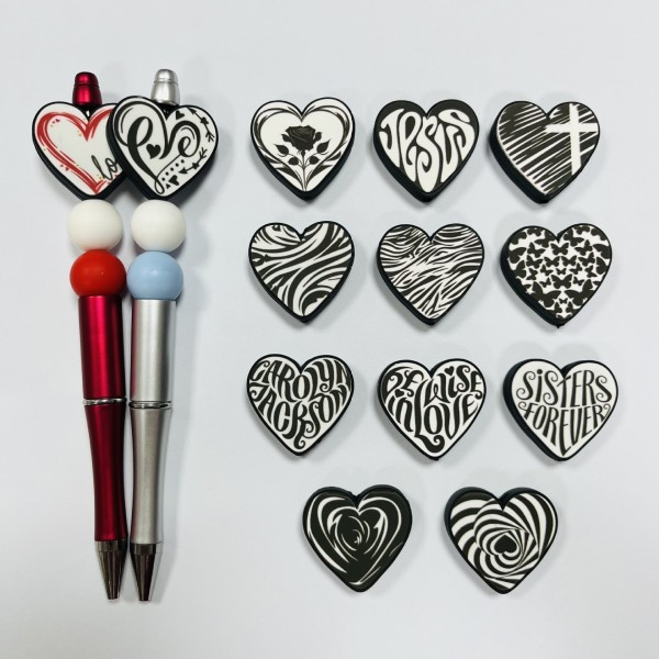 婴儿牙胶供应商-卡通心形硅胶珠配串珠笔食品级