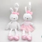 毛绒兔工厂-柔软毛绒娃娃可拥抱礼品